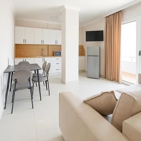 Nuve Apartments Sea View Golem Durres * Golem (Tirana)